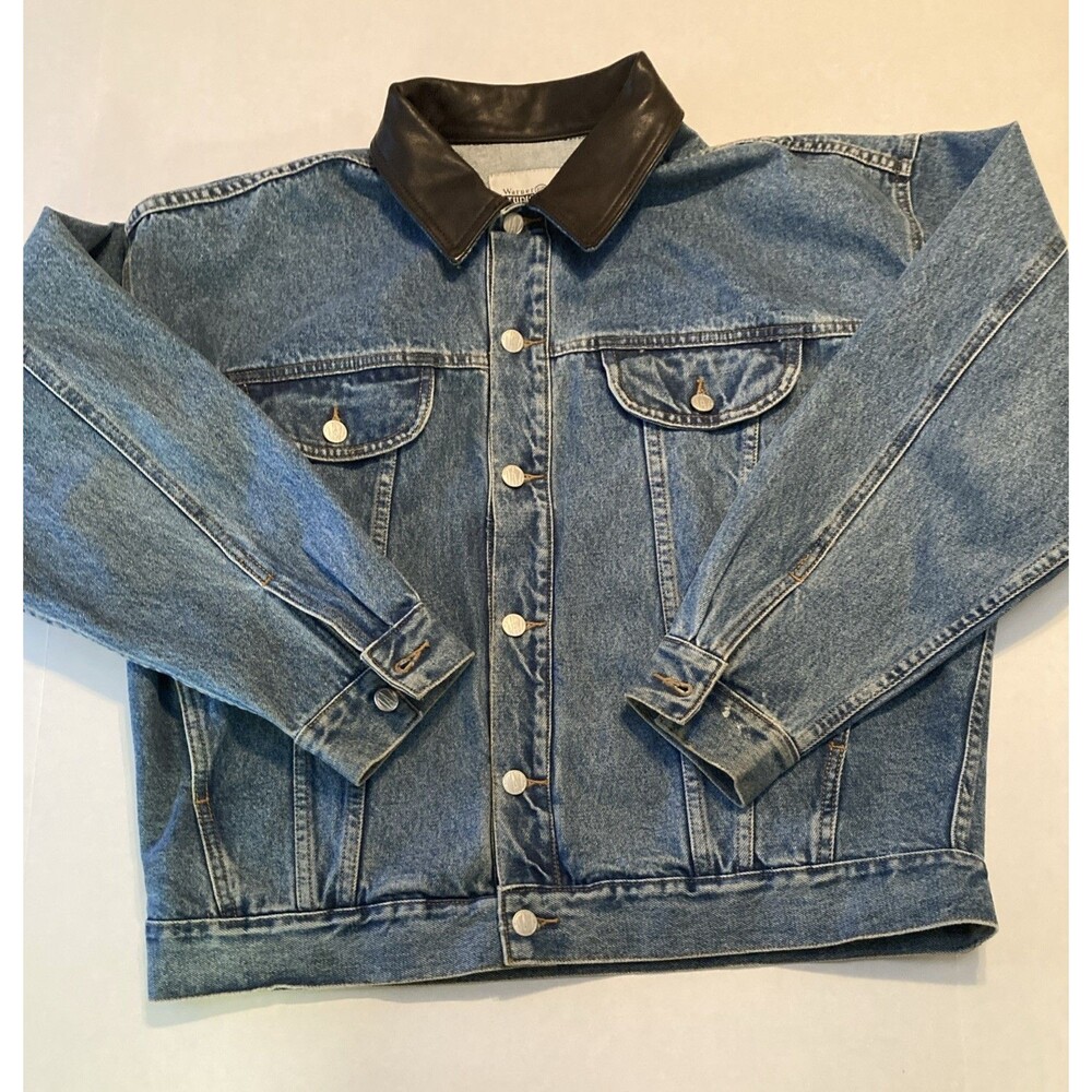 Warner Brothers Jean Jacket Men Size Large Blue Denim Taz Motif Looney Tunes